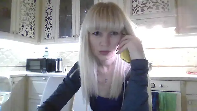 Snapshot of BarbaraKim chatting on 27, 9, 2025 BarbaraKim online show from 27, 9, 2025