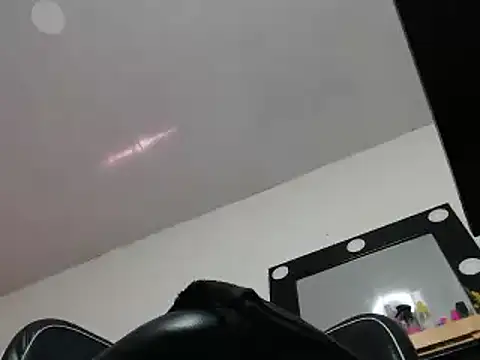 Snapshot of vittoriaromano chatting on 8, 1, 2025 vittoriaromano online show from 8, 1, 2025