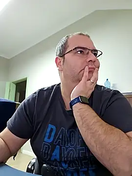 Andrew1900529 online show from 10, 12, 2024