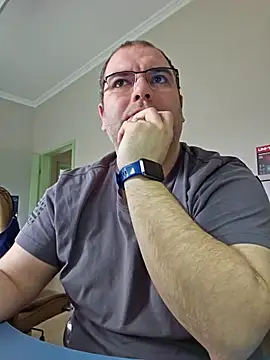 Andrew1900529 online show from 14, 2, 2025