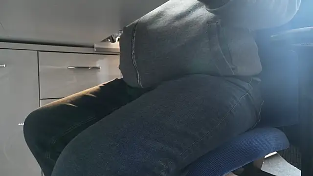 Snapshot of NylonHype chatting on 7, 1, 2025 NylonHype online show from 7, 1, 2025