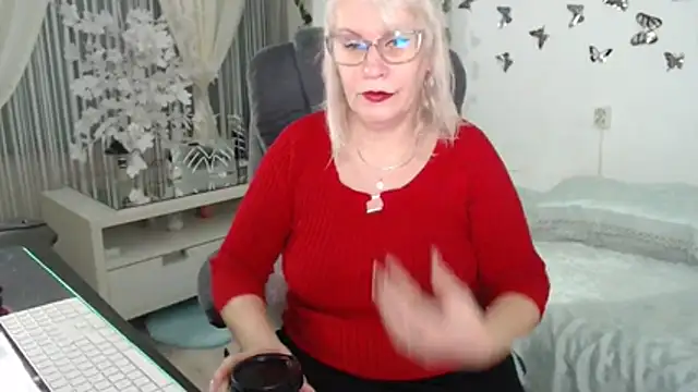 Snapshot of Ghertrude52 chatting on 2, 3, 2026 Ghertrude52 online show from 2, 3, 2026