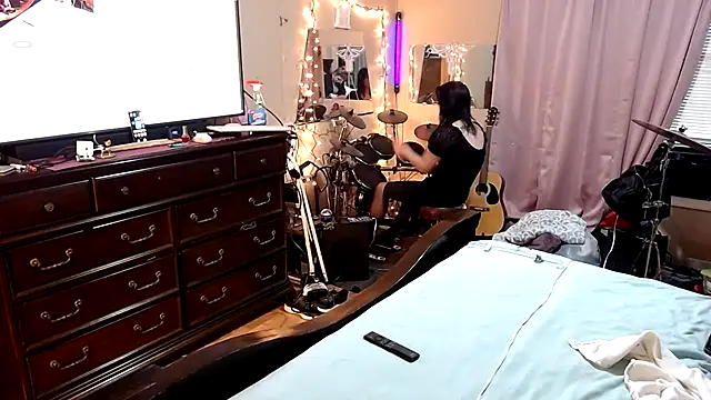 Snapshot of AerobicSleeve chatting on 23, 10, 2025 AerobicSleeve online show from 23, 10, 2025