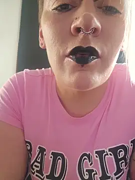 Snapshot of PinkTheHawk chatting on 14, 2, 2026 PinkTheHawk online show from 14, 2, 2026