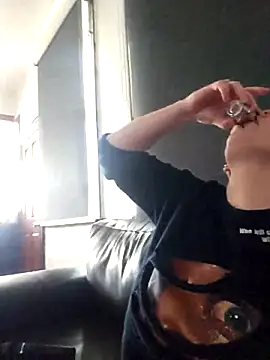 PinkTheHawk online show from 6, 3, 2026