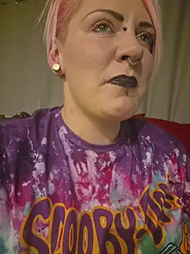 PinkTheHawk online show from 28, 5, 2026