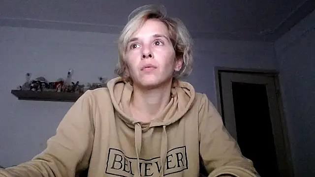 SexxyLety online show from 28, 11, 2025