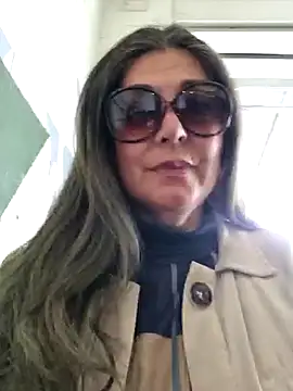 Snapshot of emma_tour chatting on 22, 1, 2025 emma tour online show from 22, 1, 2025