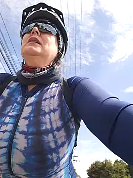 Snapshot of emma_tour chatting on 8, 2, 2025 emma tour online show from 8, 2, 2025