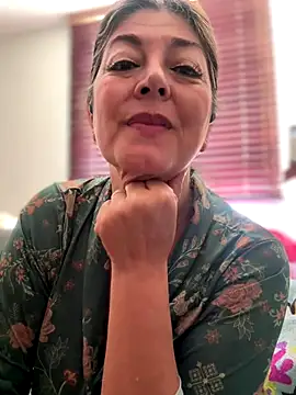 Snapshot of emma_tour chatting on 30, 11, 2025 emma tour online show from 30, 11, 2025