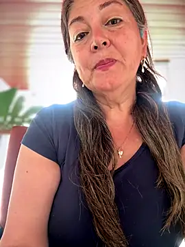 Snapshot of emma_tour chatting on 22, 12, 2025 emma tour online show from 22, 12, 2025