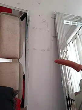 chelaqueen  online show from 2, 12, 2025