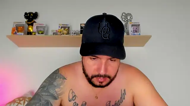 camilo restrepo21 online show from 15, 1, 2026