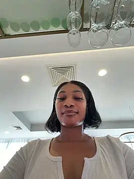 Snapshot of __Nessa__ chatting on 14, 2, 2026 Nessa online show from 14, 2, 2026