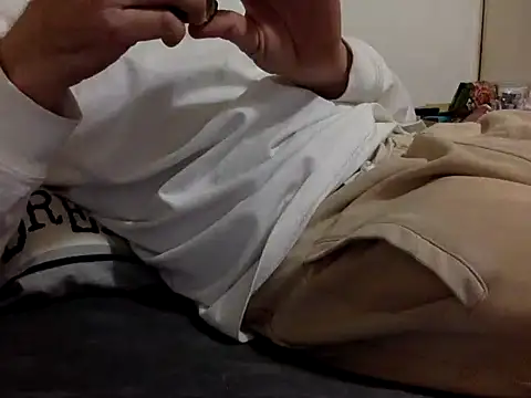 Snapshot of BADGUY2021 chatting on 14, 1, 2026 BADGUY2021 online show from 14, 1, 2026