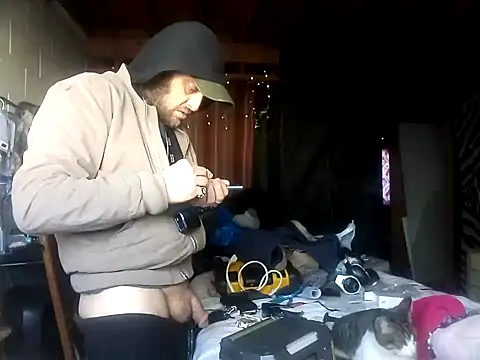 Snapshot of N8daMac chatting on 24, 1, 2025 N8daMac online show from 24, 1, 2025