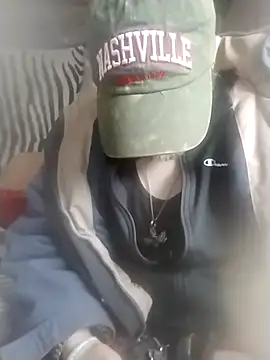 Snapshot of N8daMac chatting on 13, 2, 2025 N8daMac online show from 13, 2, 2025