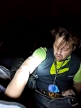 Snapshot of N8daMac chatting on 17, 11, 2025 N8daMac online show from 17, 11, 2025