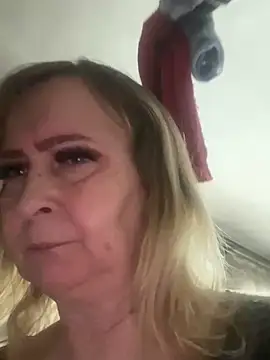 Irina2909xh online show from 23, 2, 2025