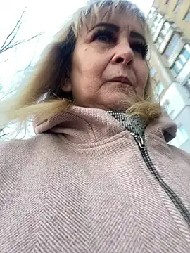 Irina2909xh online show from 28, 2, 2025