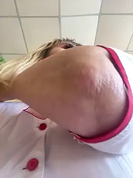 Irina2909xh online show from 5, 3, 2025