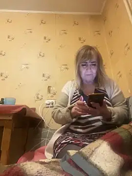 Irina2909xh online show from 15, 10, 2025