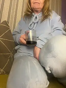 Irina2909xh online show from 15, 1, 2026