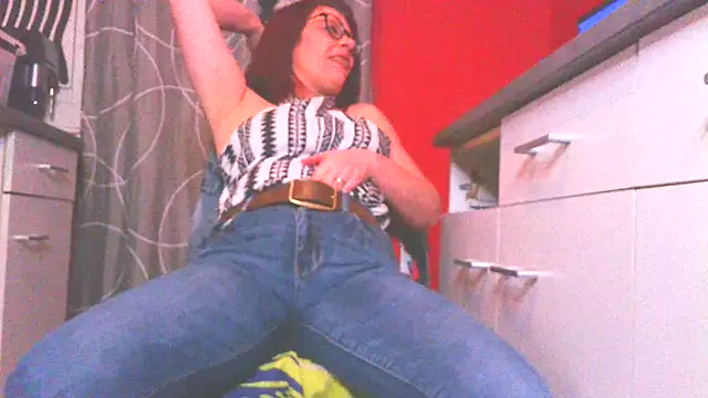 jennylovence online show from 14, 2, 2025