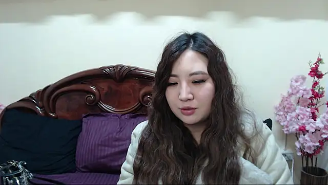 katydoll  online show from 28, 2, 2025