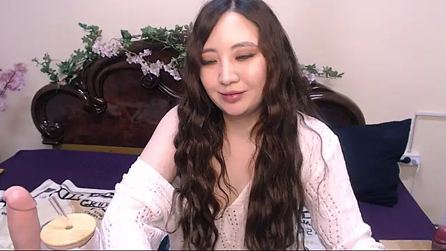 katydoll  online show from 8, 3, 2025