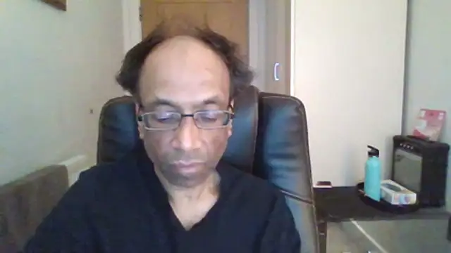 Snapshot of rauncher1 chatting on 20, 4, 2026 rauncher1 online show from 20, 4, 2026