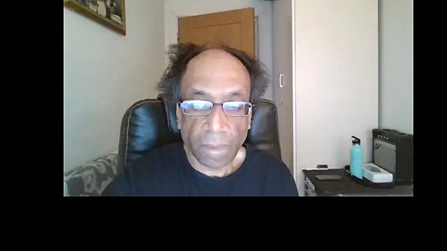 Snapshot of rauncher1 chatting on 16, 5, 2026 rauncher1 online show from 16, 5, 2026
