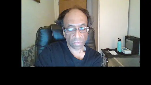 Snapshot of rauncher1 chatting on 29, 5, 2026 rauncher1 online show from 29, 5, 2026