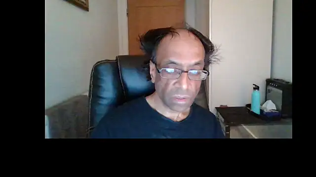 Snapshot of rauncher1 chatting on 16, 7, 2026 rauncher1 online show from 16, 7, 2026