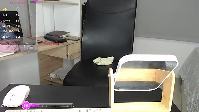 BriannaLorens online show from 1, 11, 2025