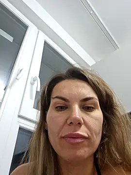 FeliciaKrige online show from 5, 1, 2026