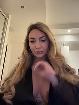 Snapshot of YaaraCollins chatting on 26, 2, 2026 YaaraCollins online show from 26, 2, 2026