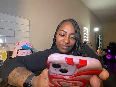 Snapshot of ChocolateTingz chatting on 16, 2, 2026 ChocolateTingz online show from 16, 2, 2026