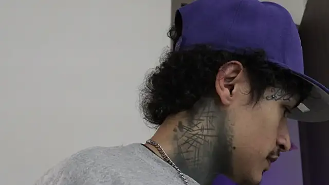 trieone online show from 20, 11, 2025