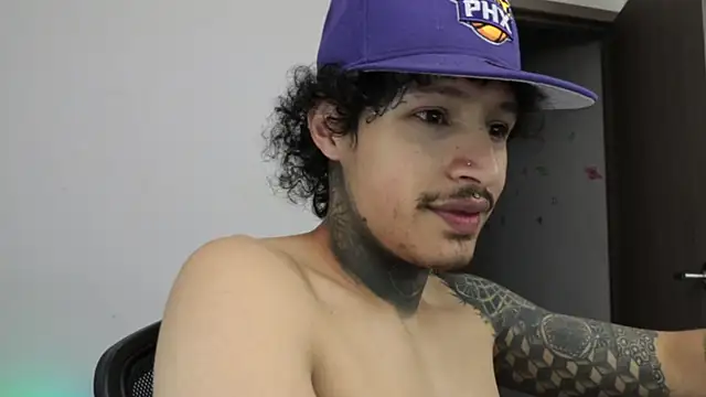 trieone online show from 11, 2, 2026