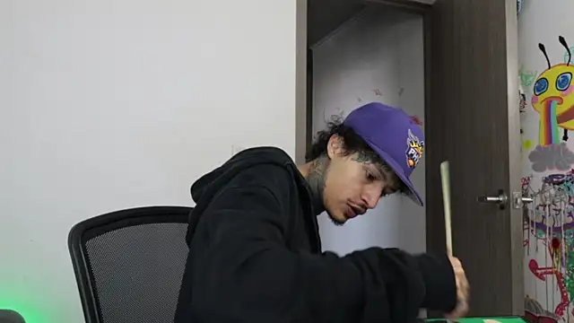 trieone online show from 8, 3, 2026