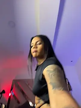 Victoria14  online show from 4, 4, 2026