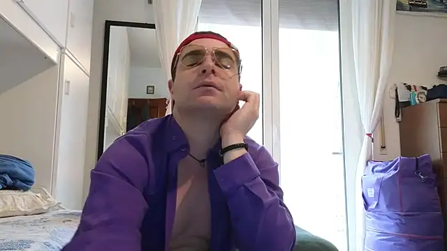 Snapshot of Dharmare@xh chatting on 22, 12, 2025 Dharmarexh online show from 22, 12, 2025