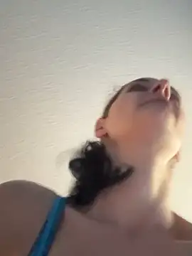 Snapshot of lolabunny9 chatting on 11, 9, 2025 lolabunny9 online show from 11, 9, 2025