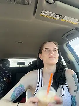 Snapshot of lolabunny9 chatting on 10, 1, 2026 lolabunny9 online show from 10, 1, 2026