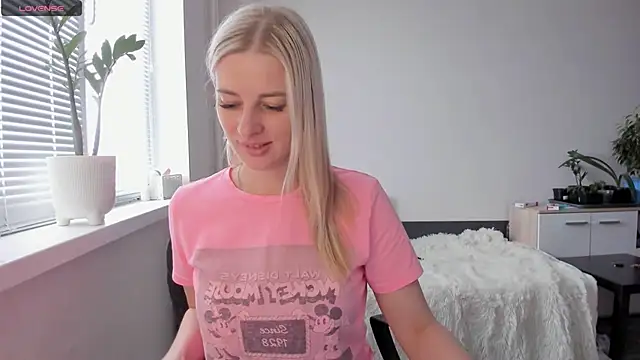 Snapshot of HILT_ON chatting on 27, 2, 2025 HILT ON online show from 27, 2, 2025