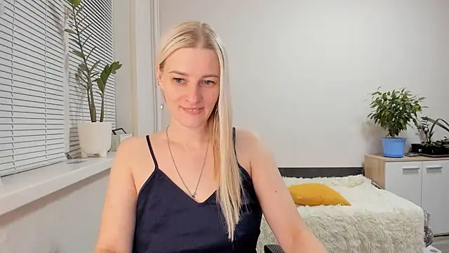 Snapshot of HILT_ON chatting on 5, 3, 2025 HILT ON online show from 5, 3, 2025