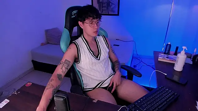 LeaneSeb online show from 3, 12, 2025