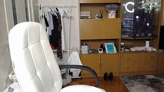 Mika Passion online show from 11, 10, 2025