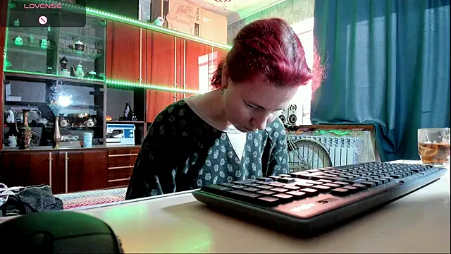 pa1e pr1ncess online show from 9, 2, 2025